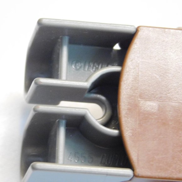 Vintage Lego Duplo Helicopter Pilot Mini Figure - Picture 3 of 3